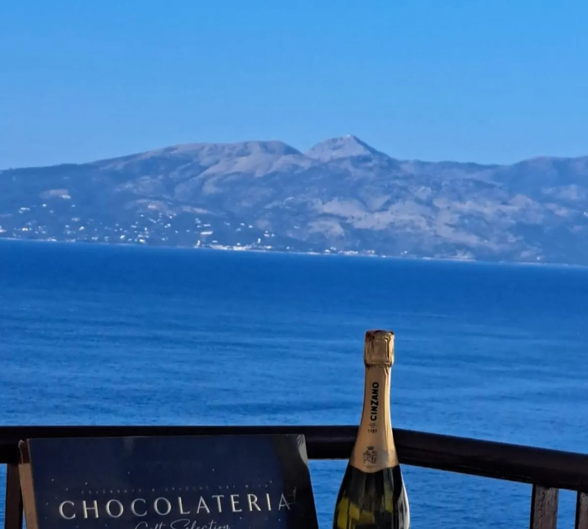 Elinas Apartment With Amazing Sea View From 2 Balconies!!! Sarandë